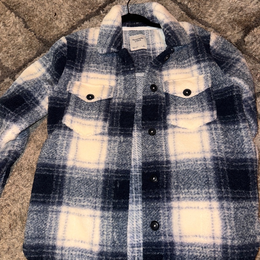 Abercrombie & Fitch Blue and White Plaid Teddy Jacket - Picture 5 of 7